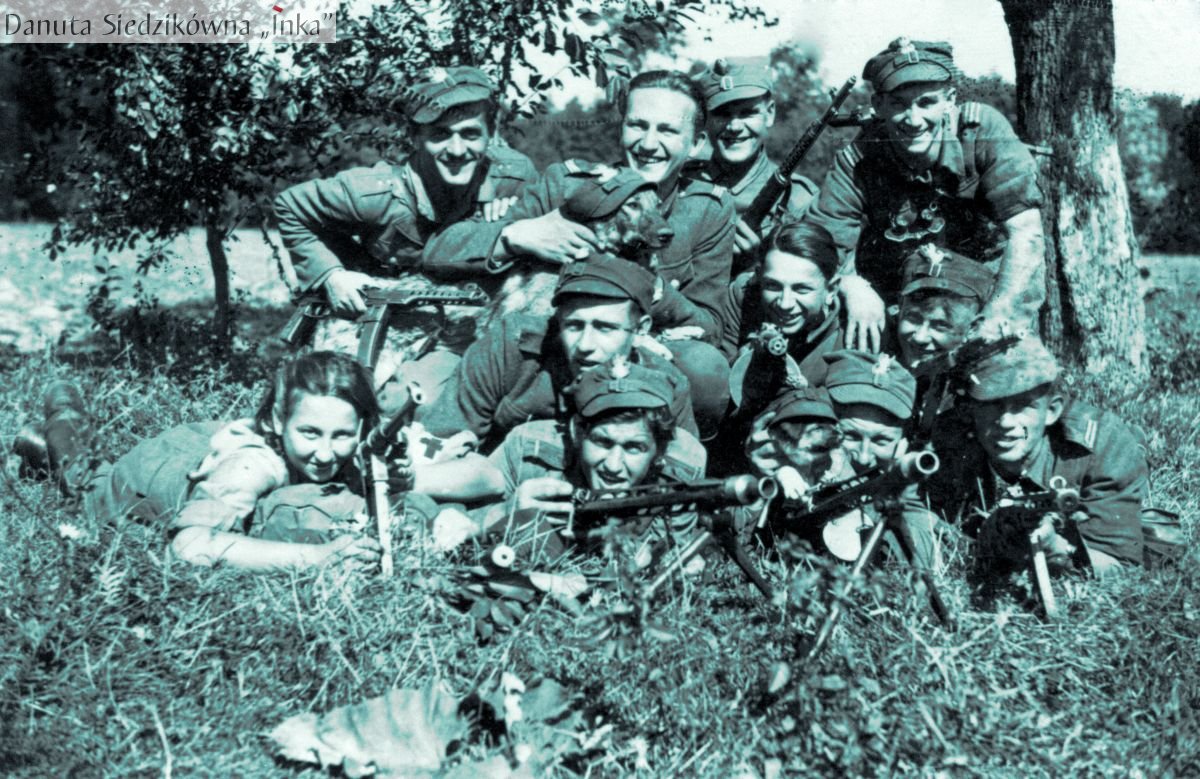 Żołnierze 4. szwadronu 5. Wileńskiej Brygady AK. Białostocczyzna, lato 1945 r.