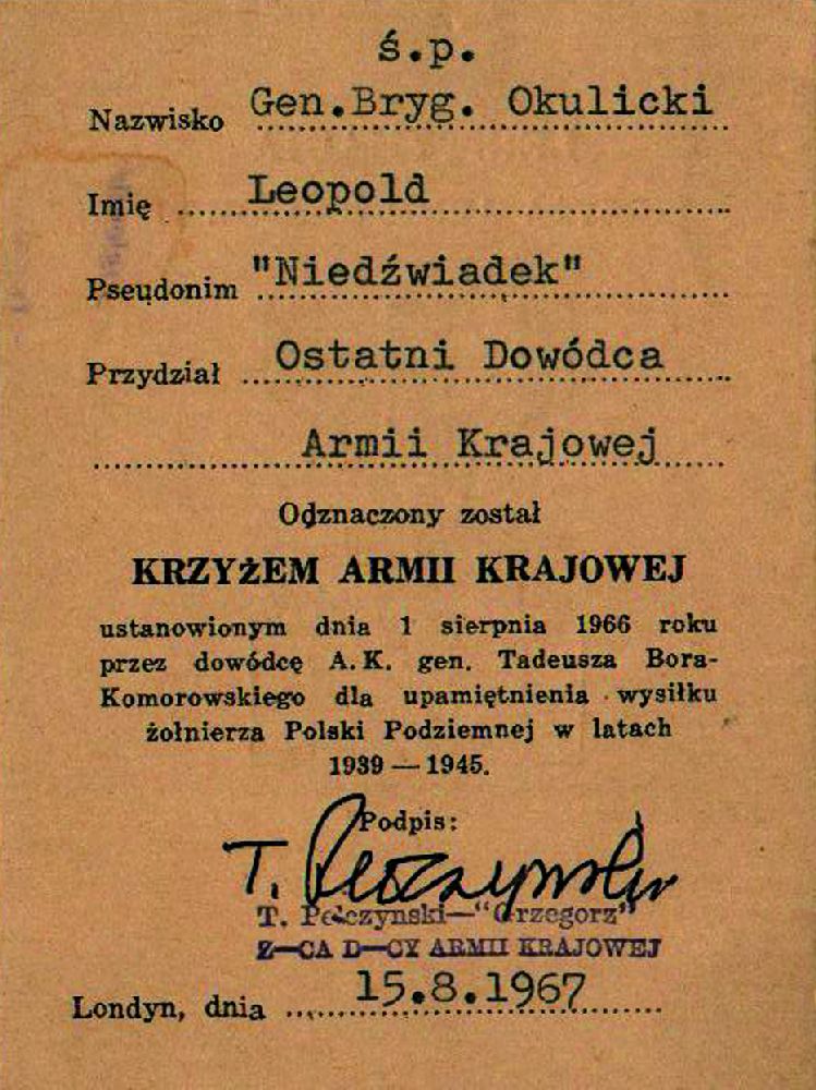 Legitymacja Krzyża Armii Krajowej nadanego pośmiertnie gen. L. Okulickiemu 15 sierpnia 1967