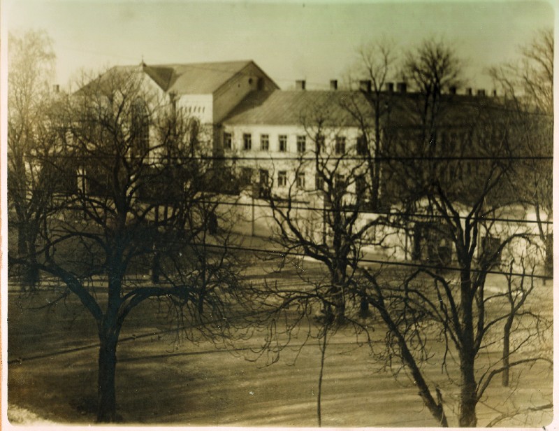 View of the Henryk Sienkiewicz State Grammar School from Blessed Virgin Mary’s Alley