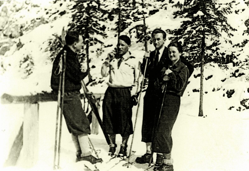 Stefan and Zofia Korboński with friends in the mountains, Zakopane, 1938